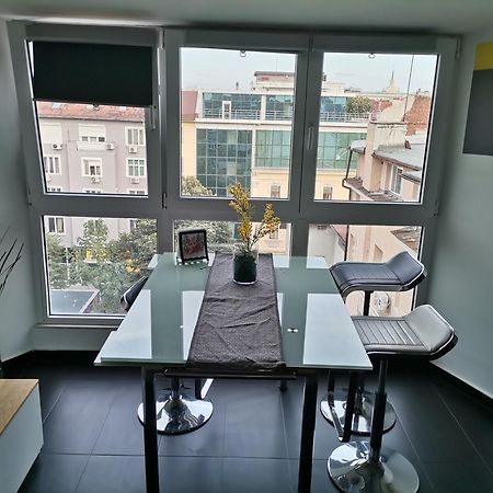 Sky-View Apartmentin Perfect City Center Софія Екстер'єр фото