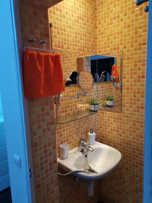 Sky-View Apartmentin Perfect City Center Софія Екстер'єр фото